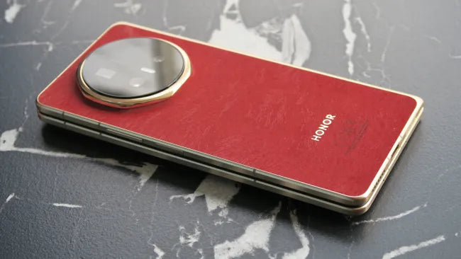Honor Magic V6